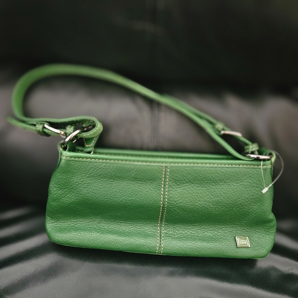 The Sak Green 100% Pebbled Leather East West Small Boho Shoulder Bag Purse Bag - Picture 7 of 15